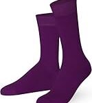 Chaussettes violettes : l'accessoire tendance à assortir avec les meilleurs chaussures pour femmes