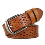 Le charme intemporel de la ceinture en cuir camel pour femmes : un accessoire incontournable à assortir avec les meilleures chaussures et tenues de mode.